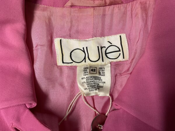 Retro Silk Pink Blouse with Button Detail - Image 4