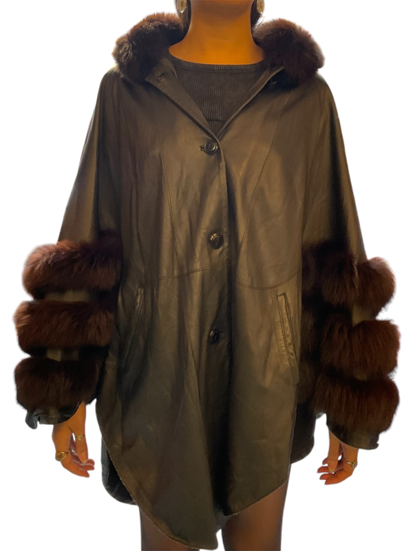 S’Egnaro Leather cape with Mink cuffs