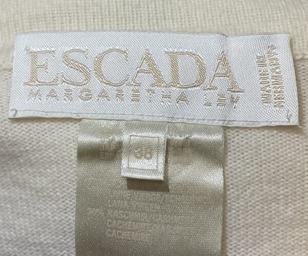 Escada Turtleneck - Image 5