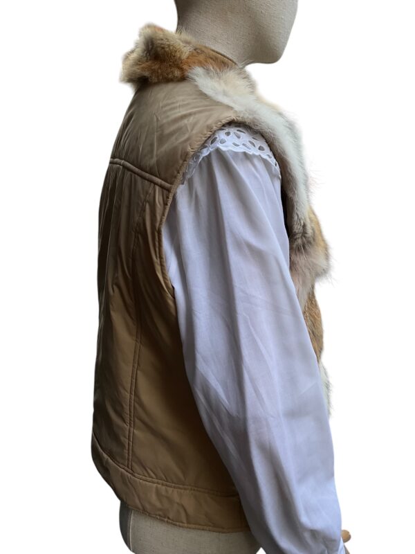 Apriori Fur Gilet - Image 4