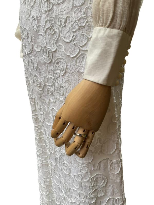 Vintage wedding dress - Image 5