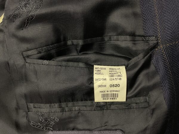 Burberry Navy Blazer - Image 8